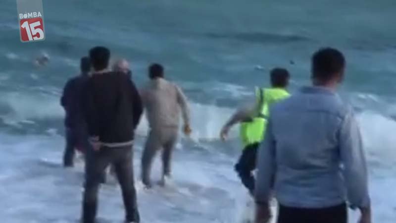 Konyaaltı Sahili’nde Faciaya Dönüşen Dalga: 26 Yaşındaki Genç Hayatını Kaybetti