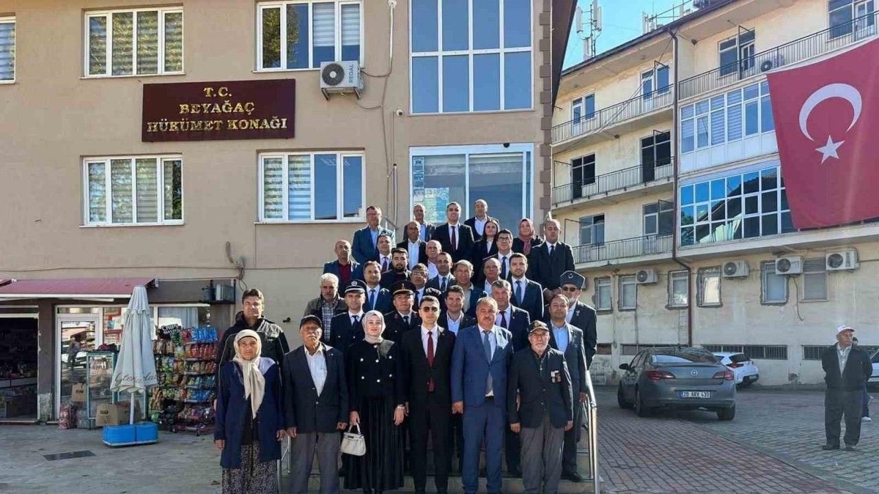 Başkan Pütün; "29 Ekim Cumhuriyet Bayramı’nı en içten duygularımla kutluyorum"