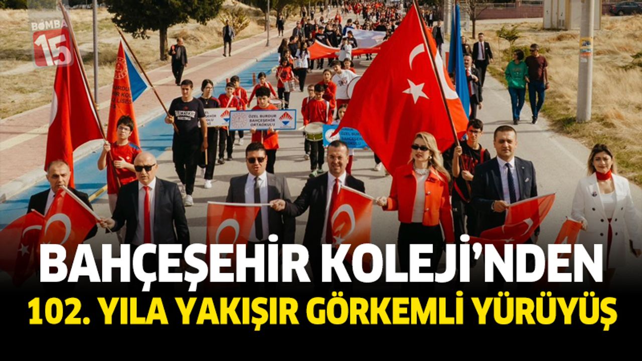 Bahçeşehir Kolejinden 102. Yıla Yakışan Görkemli Cumhuriyet Yürüyüşü