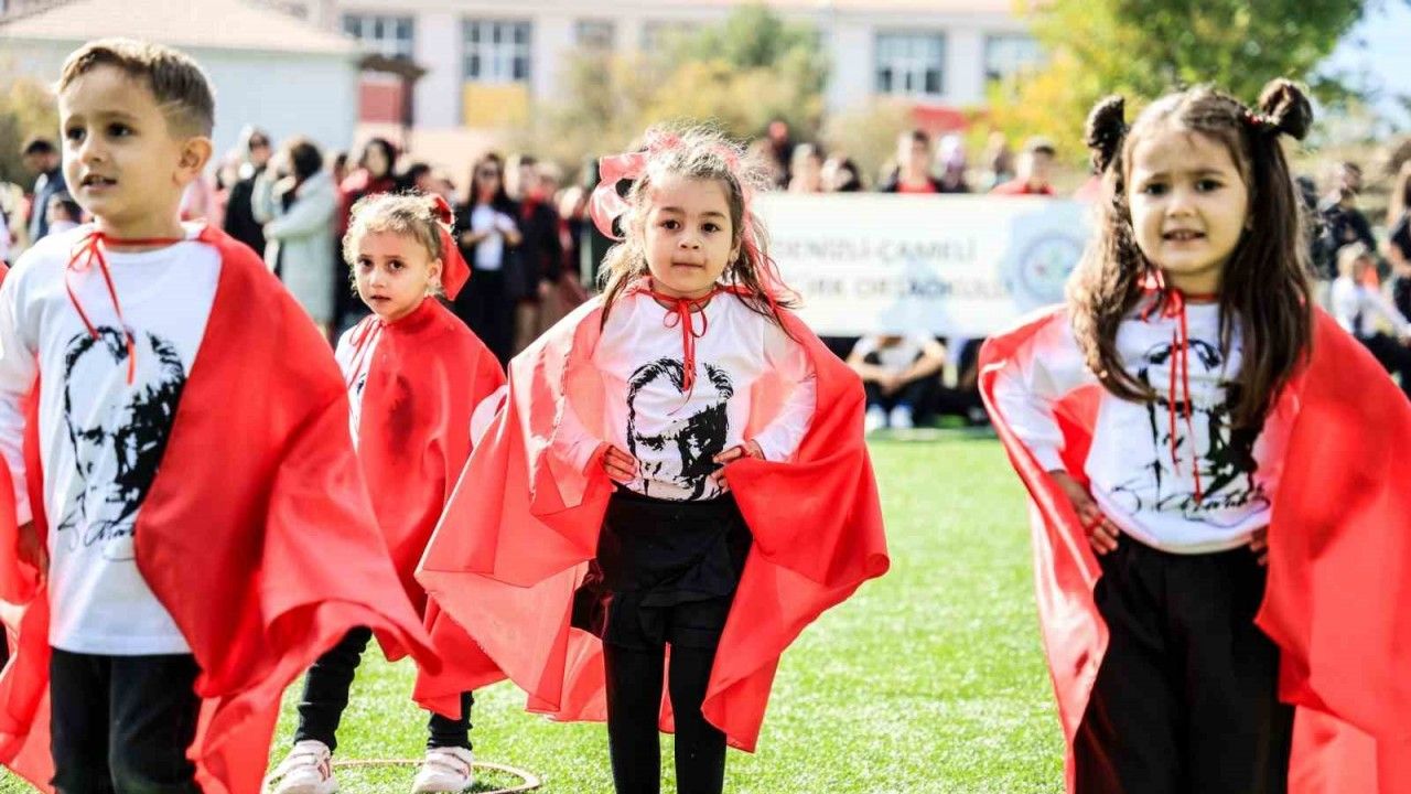 Cumhuriyetin 102. yaşı Çameli’nde coşkuyla kutlandı