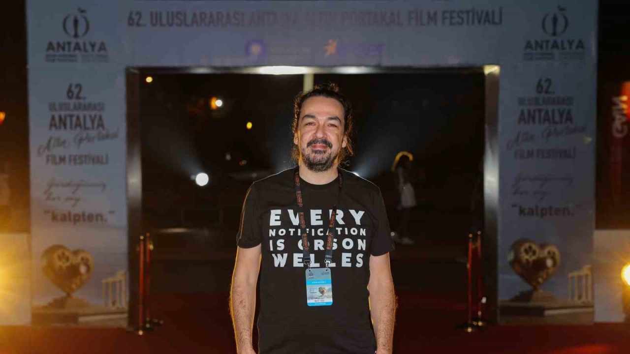 Dünyanın ilk yapay zeka belgeseli "post truth" Altın Portakal’da seyirciyle buluştu