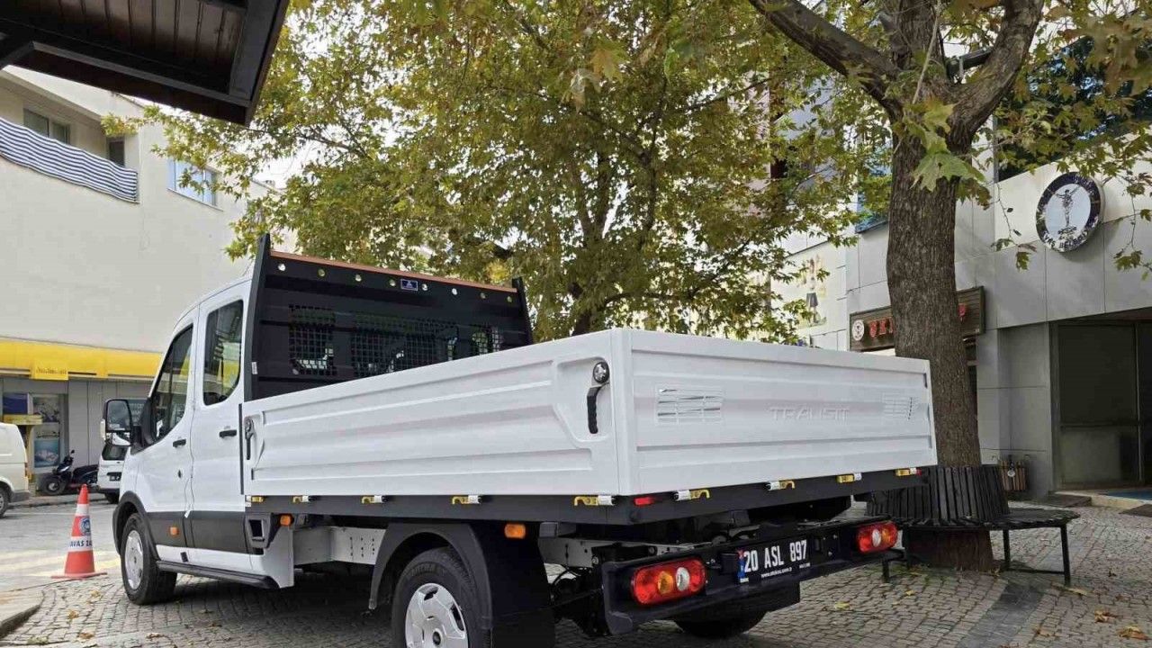 Tavas Belediyesi filosuna bir araç daha ekledi