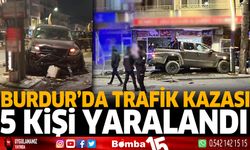 Burdur'da trafik kazası 5 kişi yaralandı.