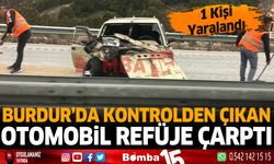 Burdur'da kontrolden çıkan otomobil refüje çarptı