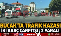 Bucak'ta trafik kazası iki araç çarpıştı ; 2 yaralı