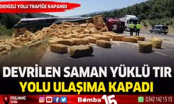 Devrilen saman yüklü tır yolu trafiğe kapadı