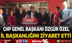 CHP Genel Başkanı Özgür Özel CHP Burdur İl Başkanlığını ziyaret etti