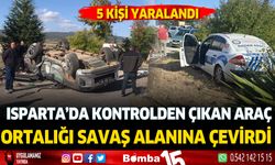 Isparta'da kontrolden çıkan otomobil ortalığı savaş alanına çevirdi