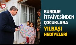 Burdur itfaiyesinden çocukları sevindiren yılbaşı hediyesi