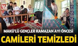 Burdur MAKÜ’lü gençler Ramazan ayı öncesi camileri temizledi