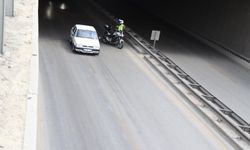 Denizli altgeçitte 3 araç birbirine girdi