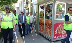 Görme engelliler için yürüyen mimarlar, şehirleri empatiyle tasarlayacak