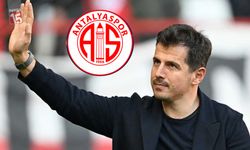 Emre Belözoğlu, Antalyaspor’daki Görevinden Ayrıldığını Açıkladı