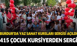 Burdur’da Yaz Sanat Kursları Sergisi Açıldı