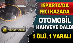 Isparta'da trafik kazası. Otomobil kahvehaneye daldı