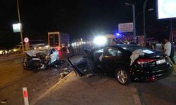 Antalya’da karayolunu savaş alanına çeviren feci kaza: 2 ölü, 2 yaralı