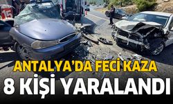 Araçlar kafa kafaya çarpıştı. 8 kişi yaralandı
