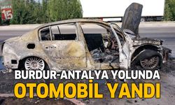 Burdur-Antalya Yolunda Otomobil Yandı