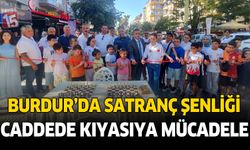 Burdur’da geleneksel satranç şenliği gerçekleştirildi