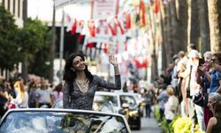 Antalya sokaklarında "Altın Portakal" coşkusu