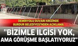 Burdur Belediyesi demiryolu raylarına yapılan duvar için basın açıklaması