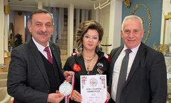 Dünya 2.’si kadın kuaför Denizli’nin gururu oldu