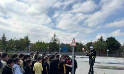 Fatih Ortaokulu’nda 75 öğrenciye trafik güvenliği eğitimi
