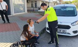 Motosikletle çarpışan otomobilin kadın sürücüsü, alkolmetreyi üflerken gözyaşlarını tutamadı