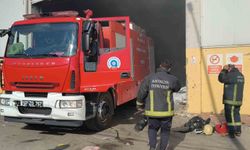 Antalya'da geri dönüşüm fabrikasındaki yangın korkuttu