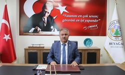 Başkan Pütün; 'Öğretmenler emekleriyle geleceğimizi inşa ediyor, yarınlara ışık oluyor'