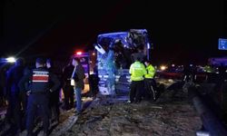 Denizli'de minibüs yolcu otobüsüyle çarpıştı: 1 ölü, 13 yaralı