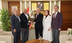 Eğitim Bir Sen'den Milli Eğitim Müdürü'ne 24 Kasım jesti