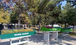 Gıda zehirlenmesinde hayatını kaybeden anne ve çocuklarına veda edilecek