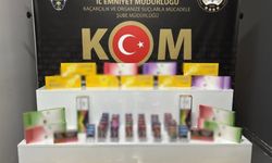 Isparta'da bir evde yapılan aramada çok sayıda kaçak sigara ve elektronik sigara ele geçirildi