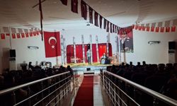 Merkezefendi Kent Tiyatrosu'nun oyunu Çavdır'da büyük beğeni topladı