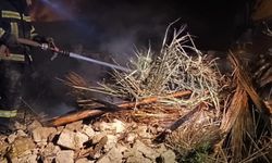 Tek katlı evdeki yangın korkuttu