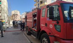 5 katlı binanın çatı katındaki yangın korkuttu