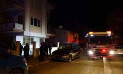 Dairede çıkan yangında 3'ü çocuk 4 kişi dumandan etkilendi