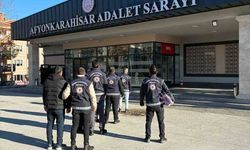 Düzensiz göçmen operasyonunda 4 kişi tutuklandı