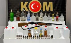 Isparta'da Narkotik ve KOM'dan çifte operasyon: Sentetik kâğıtlar ve kaçak alkol yakalandı