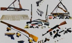 Kale'de kaçak silah ve mühimmatla yakalanan 9 şüpheli gözaltına alındı
