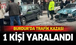 Burdur'da trafik kazasında 2 Tofaş çarpıştı: 1 yaralı