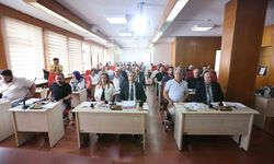 AK Parti'den açılış öncesi CHP lideri Özel'e çağrı