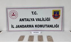 Antalya'da 6 bin 56 adet uyuşturucu hap ele geçirildi