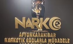 Araçta zulalanmış uyuşturucuya 2 tutuklama