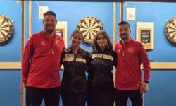Denizlili dartçılar Hollanda'da tarih yazdı