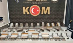 Polisten işyeri ve depoya kaçak makaron baskını