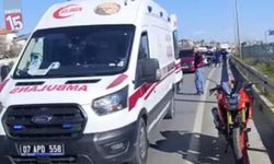 Antalya’da Kavşakta Kaza: Otomobille Çarpışan Motosiklet Sürücüsü Yaralandı
