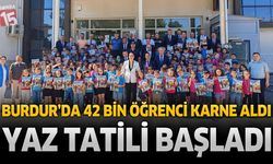 Burdur'da 42 Bin Öğrenci Karne Sevinci Yaşadı