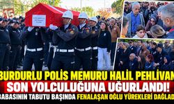 Burdurlu Polisin Son Yolculuğunda Yürek Burkan Anlar! Babasına Veda Eden Oğlu Fenalaştı